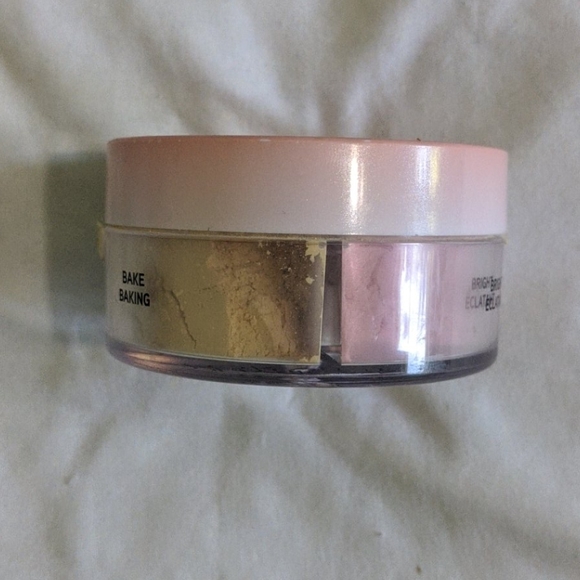 Powder - Picture 2 of 4